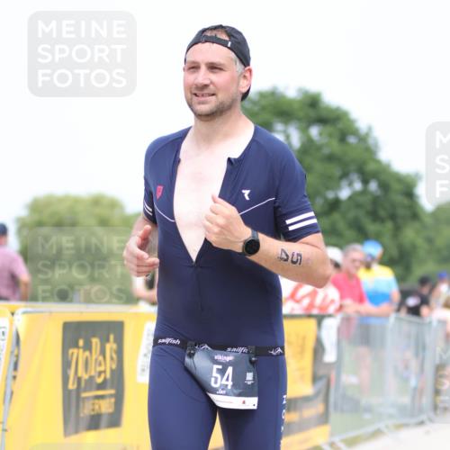 22.06.2025 - Viking Triathlon H.Heesch http://msf.ph/oto/8090585 22.06.2025 15:09:04 Laufen 54, 436 meine-sportfotos.de