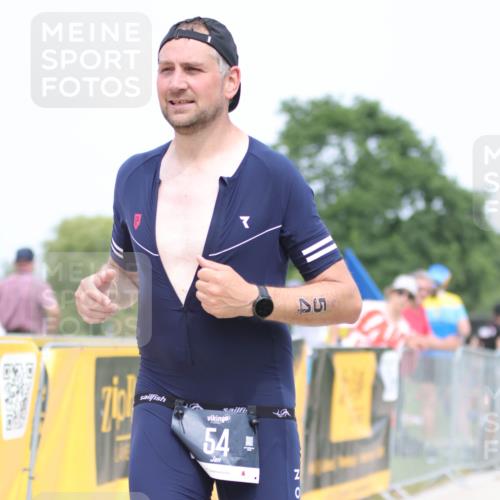 22.06.2025 - Viking Triathlon H.Heesch http://msf.ph/oto/8090589 22.06.2025 15:09:05 Laufen 54, 436 meine-sportfotos.de