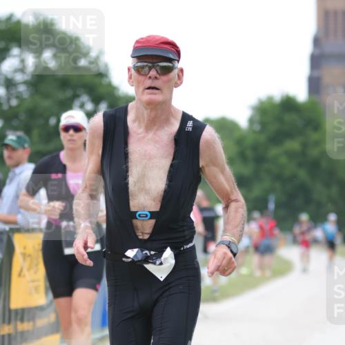22.06.2025 - Viking Triathlon H.Heesch http://msf.ph/oto/8090594 22.06.2025 16:01:17 Laufen 291, 543 meine-sportfotos.de