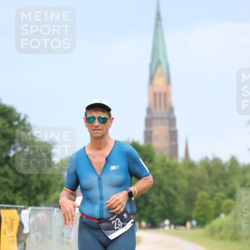 22.06.2025 - Viking Triathlon H.Heesch http://msf.ph/oto/8090612 22.06.2025 16:55:49 Laufen 23 meine-sportfotos.de