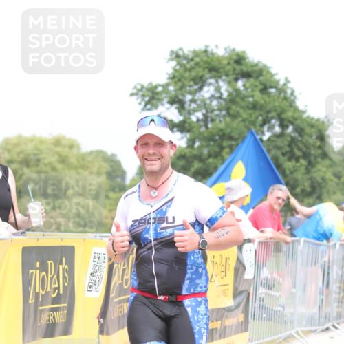 22.06.2025 - Viking Triathlon H.Heesch http://msf.ph/oto/8090614 22.06.2025 15:09:33 Laufen 627 meine-sportfotos.de