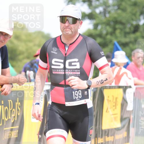 22.06.2025 - Viking Triathlon H.Heesch http://msf.ph/oto/8090674 22.06.2025 15:09:58 Laufen 199 meine-sportfotos.de