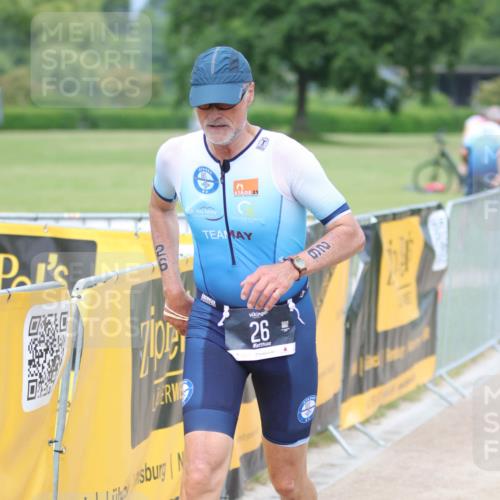 22.06.2025 - Viking Triathlon H.Heesch http://msf.ph/oto/8090691 22.06.2025 16:58:59 Laufen 26, 640 meine-sportfotos.de