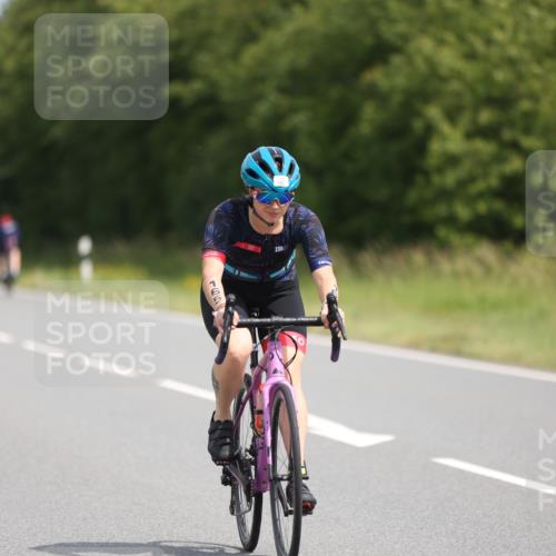 22.06.2025 - Viking Triathlon Yannick Fuchs http://msf.ph/oto/8090712 22.06.2025 11:51:47 Radfahren 152, 165, 251, 498, 614 meine-sportfotos.de