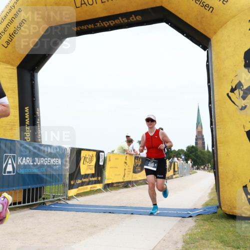 22.06.2025 - Viking Triathlon H.Heesch http://msf.ph/oto/8090713 22.06.2025 13:40:59 Laufen 12, 223, 254, 336, 465 meine-sportfotos.de
