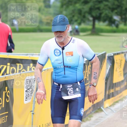 22.06.2025 - Viking Triathlon H.Heesch http://msf.ph/oto/8090716 22.06.2025 16:58:59 Laufen 26, 640 meine-sportfotos.de