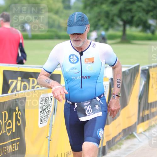22.06.2025 - Viking Triathlon H.Heesch http://msf.ph/oto/8090725 22.06.2025 16:58:59 Laufen 26, 640 meine-sportfotos.de