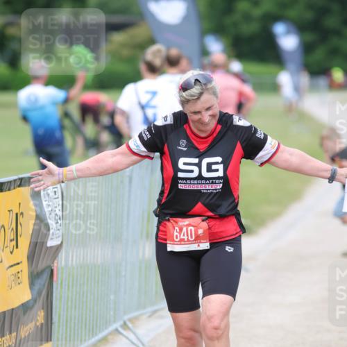 22.06.2025 - Viking Triathlon H.Heesch http://msf.ph/oto/8090742 22.06.2025 16:59:03 Laufen 26, 640 meine-sportfotos.de