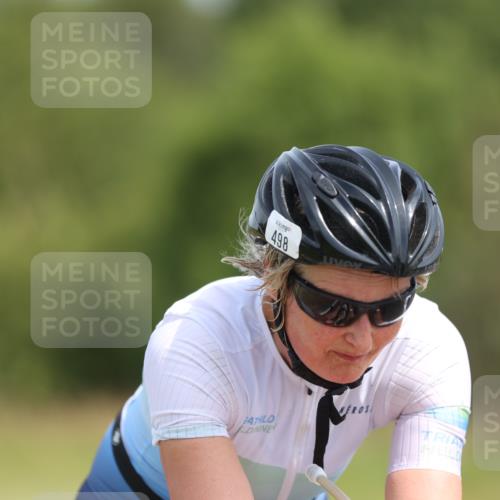 22.06.2025 - Viking Triathlon Yannick Fuchs http://msf.ph/oto/8090790 22.06.2025 11:51:50 Radfahren 165, 251, 498, 614 meine-sportfotos.de