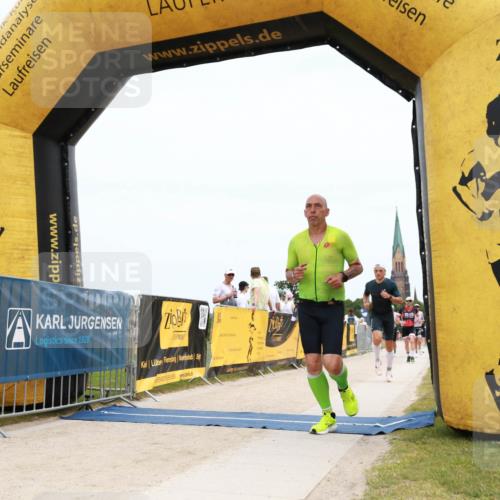22.06.2025 - Viking Triathlon H.Heesch http://msf.ph/oto/8090832 22.06.2025 13:41:33 Laufen 40, 263, 343, 434 meine-sportfotos.de