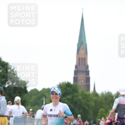 22.06.2025 - Viking Triathlon H.Heesch http://msf.ph/oto/8090863 22.06.2025 16:01:49 Laufen 256 meine-sportfotos.de