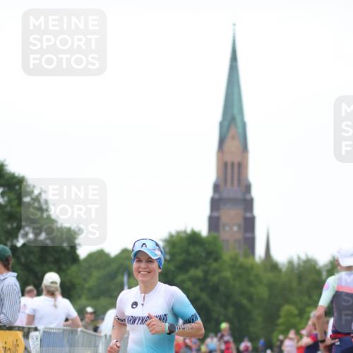 22.06.2025 - Viking Triathlon H.Heesch http://msf.ph/oto/8090874 22.06.2025 16:01:49 Laufen 256 meine-sportfotos.de