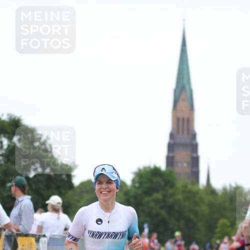 22.06.2025 - Viking Triathlon H.Heesch http://msf.ph/oto/8090945 22.06.2025 16:01:49 Laufen 256 meine-sportfotos.de