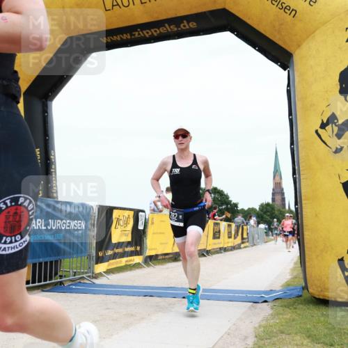 22.06.2025 - Viking Triathlon H.Heesch http://msf.ph/oto/8090986 22.06.2025 13:42:10 Laufen 251, 282 meine-sportfotos.de