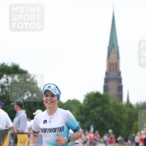 22.06.2025 - Viking Triathlon H.Heesch http://msf.ph/oto/8090997 22.06.2025 16:01:50 Laufen 256 meine-sportfotos.de
