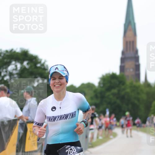 22.06.2025 - Viking Triathlon H.Heesch http://msf.ph/oto/8091016 22.06.2025 16:01:50 Laufen 256 meine-sportfotos.de