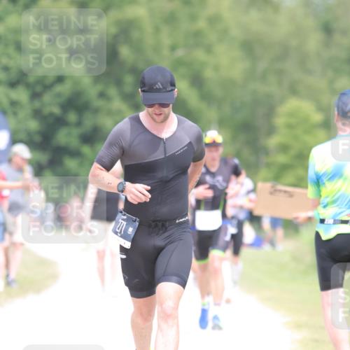 22.06.2025 - Viking Triathlon H.Heesch http://msf.ph/oto/8091043 22.06.2025 15:10:58 Laufen 271 meine-sportfotos.de