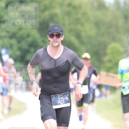22.06.2025 - Viking Triathlon H.Heesch http://msf.ph/oto/8091090 22.06.2025 15:10:59 Laufen 271, 365 meine-sportfotos.de