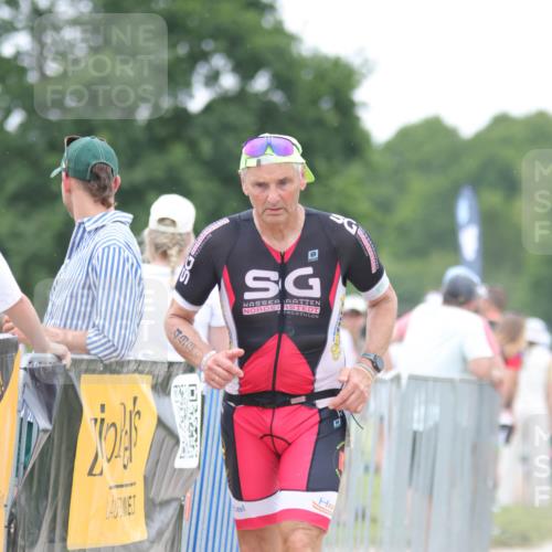 22.06.2025 - Viking Triathlon H.Heesch http://msf.ph/oto/8091122 22.06.2025 16:02:14 Laufen 206, 283, 479, 493 meine-sportfotos.de
