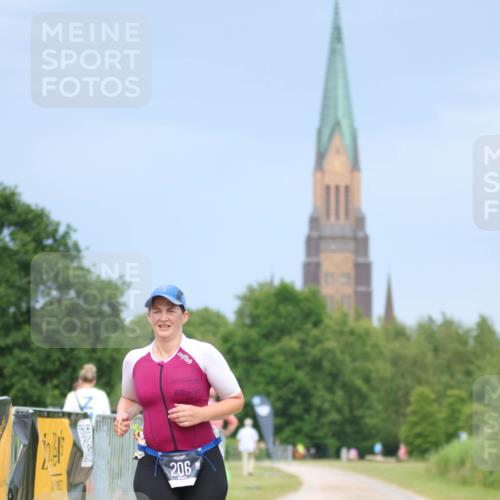 22.06.2025 - Viking Triathlon H.Heesch http://msf.ph/oto/8091178 22.06.2025 17:00:29 Laufen 206 meine-sportfotos.de