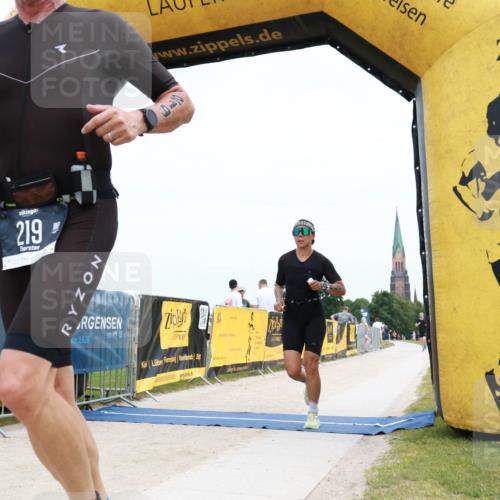 22.06.2025 - Viking Triathlon H.Heesch http://msf.ph/oto/8091230 22.06.2025 13:42:52 Laufen 219, 278 meine-sportfotos.de