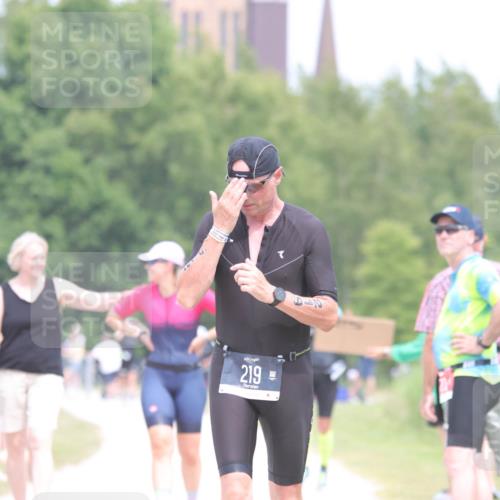22.06.2025 - Viking Triathlon H.Heesch http://msf.ph/oto/8091236 22.06.2025 15:11:18 Laufen 219, 462 meine-sportfotos.de