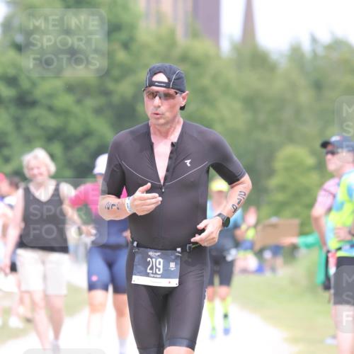 22.06.2025 - Viking Triathlon H.Heesch http://msf.ph/oto/8091276 22.06.2025 15:11:19 Laufen 219, 462 meine-sportfotos.de