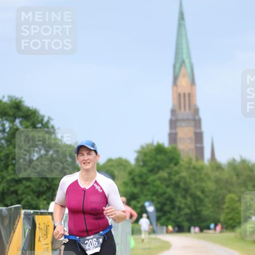 22.06.2025 - Viking Triathlon H.Heesch http://msf.ph/oto/8091283 22.06.2025 17:00:29 Laufen 206 meine-sportfotos.de