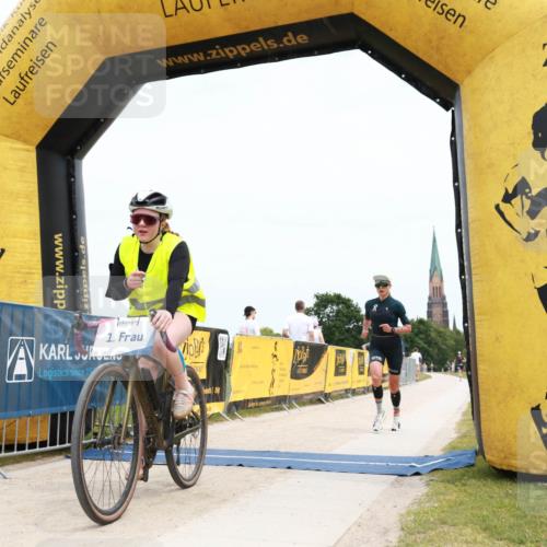 22.06.2025 - Viking Triathlon H.Heesch http://msf.ph/oto/8091323 22.06.2025 13:43:36 Laufen 15, 457 meine-sportfotos.de