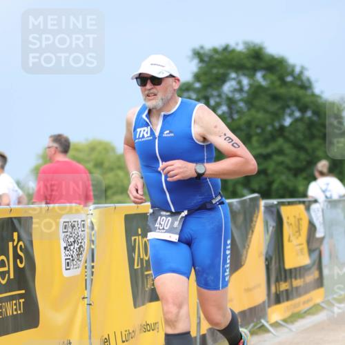 22.06.2025 - Viking Triathlon H.Heesch http://msf.ph/oto/8091342 22.06.2025 17:01:36 Laufen 490 meine-sportfotos.de