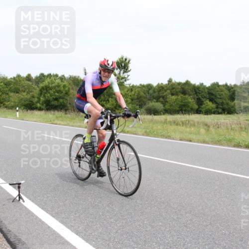 22.06.2025 - Viking Triathlon Yannick Fuchs http://msf.ph/oto/8091543 22.06.2025 13:38:56 Radfahren 140, 625 meine-sportfotos.de