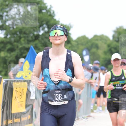 22.06.2025 - Viking Triathlon H.Heesch http://msf.ph/oto/8091570 22.06.2025 15:12:02 Laufen 136, 525, 636 meine-sportfotos.de