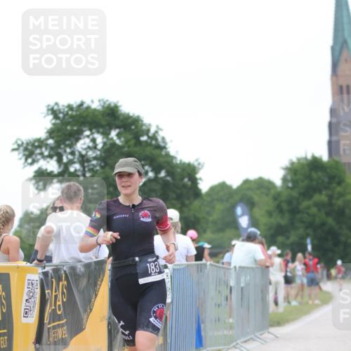 22.06.2025 - Viking Triathlon H.Heesch http://msf.ph/oto/8091603 22.06.2025 16:02:39 Laufen 183, 403 meine-sportfotos.de