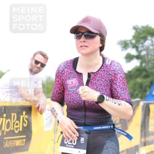 22.06.2025 - Viking Triathlon H.Heesch http://msf.ph/oto/8091626 22.06.2025 15:12:07 Laufen 43, 136, 525, 636, 643 meine-sportfotos.de