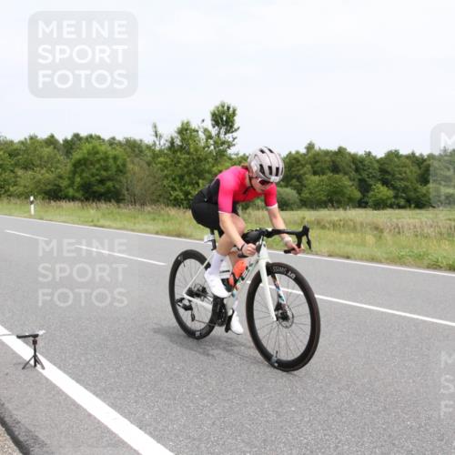 22.06.2025 - Viking Triathlon Yannick Fuchs http://msf.ph/oto/8091628 22.06.2025 13:42:24 Radfahren 472 meine-sportfotos.de