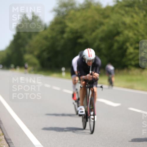 22.06.2025 - Viking Triathlon Yannick Fuchs http://msf.ph/oto/8091631 22.06.2025 11:53:48 Radfahren 4, 13, 173, 181, 288, 340, 359, 444, 458, 462, 472, 604 meine-sportfotos.de