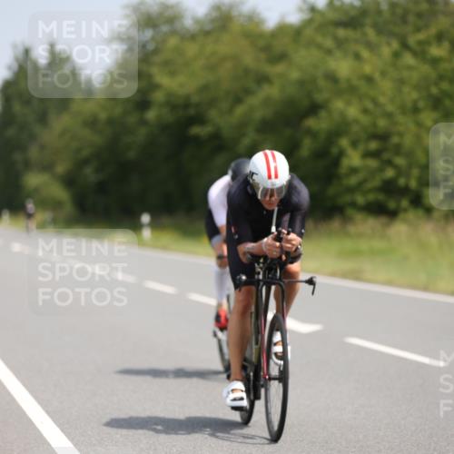 22.06.2025 - Viking Triathlon Yannick Fuchs http://msf.ph/oto/8091636 22.06.2025 11:53:48 Radfahren 4, 13, 173, 181, 288, 340, 359, 444, 458, 462, 472, 604 meine-sportfotos.de