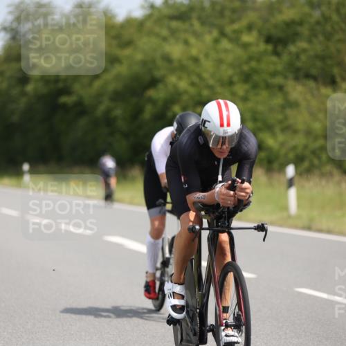 22.06.2025 - Viking Triathlon Yannick Fuchs http://msf.ph/oto/8091654 22.06.2025 11:53:49 Radfahren 4, 13, 115, 173, 181, 288, 340, 359, 444, 458, 462, 472, 604 meine-sportfotos.de