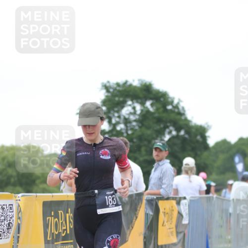 22.06.2025 - Viking Triathlon H.Heesch http://msf.ph/oto/8091686 22.06.2025 16:02:40 Laufen 183, 403 meine-sportfotos.de