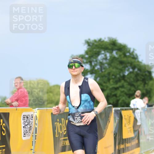 22.06.2025 - Viking Triathlon H.Heesch http://msf.ph/oto/8091724 22.06.2025 17:02:37 Laufen 136 meine-sportfotos.de