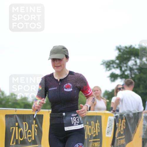 22.06.2025 - Viking Triathlon H.Heesch http://msf.ph/oto/8091739 22.06.2025 16:02:40 Laufen 183, 403 meine-sportfotos.de