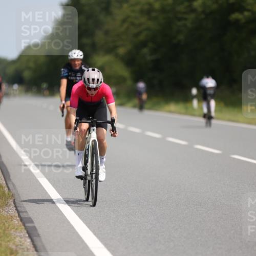 22.06.2025 - Viking Triathlon Yannick Fuchs http://msf.ph/oto/8091763 22.06.2025 11:53:53 Radfahren 4, 115, 159, 181, 288, 359, 444, 472 meine-sportfotos.de
