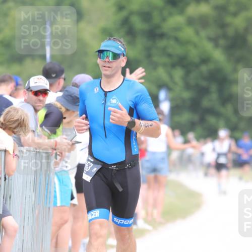22.06.2025 - Viking Triathlon H.Heesch http://msf.ph/oto/8091788 22.06.2025 15:12:29 Laufen 153, 254 meine-sportfotos.de