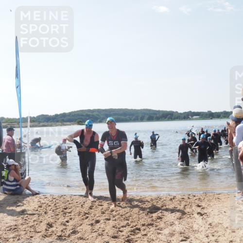 22.06.2025 - Viking Triathlon MichiJ http://msf.ph/oto/8091814 22.06.2025 10:38:54 Schwimmen 26, 40, 57, 135, 148, 164, 181, 185, 210, 211, 315, 327, 336, 408, 416, 451 meine-sportfotos.de