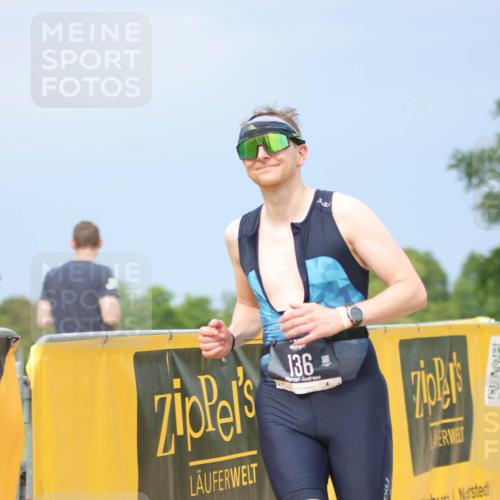 22.06.2025 - Viking Triathlon H.Heesch http://msf.ph/oto/8091837 22.06.2025 17:02:37 Laufen 136 meine-sportfotos.de