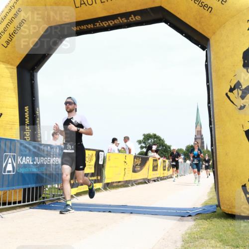 22.06.2025 - Viking Triathlon H.Heesch http://msf.ph/oto/8091844 22.06.2025 13:47:12 Laufen 88, 378, 398, 412, 455 meine-sportfotos.de