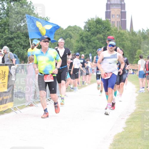 22.06.2025 - Viking Triathlon H.Heesch http://msf.ph/oto/8091863 22.06.2025 15:12:50 Laufen 98, 337, 543, 623 meine-sportfotos.de