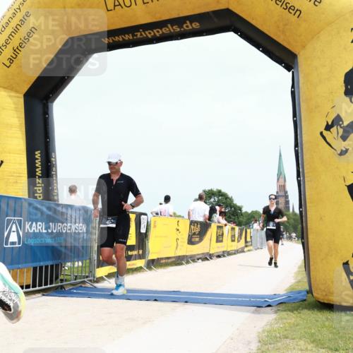 22.06.2025 - Viking Triathlon H.Heesch http://msf.ph/oto/8091875 22.06.2025 13:47:16 Laufen 127, 325, 378, 398, 452, 455 meine-sportfotos.de