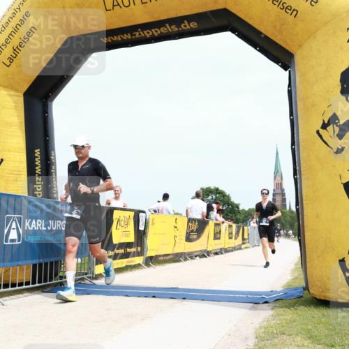 22.06.2025 - Viking Triathlon H.Heesch http://msf.ph/oto/8091893 22.06.2025 13:47:16 Laufen 127, 325, 378, 398, 452, 455 meine-sportfotos.de
