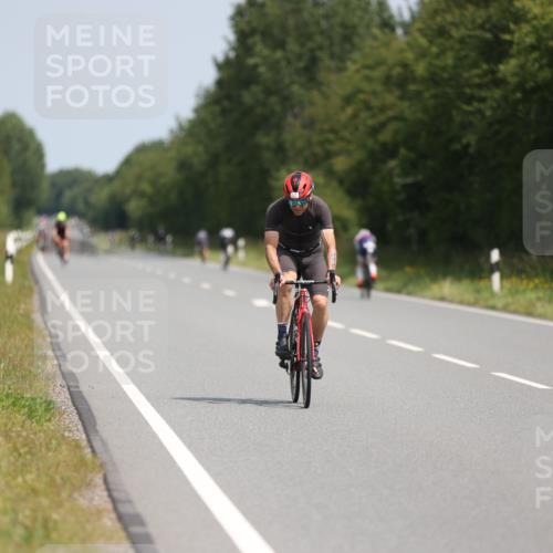 22.06.2025 - Viking Triathlon Yannick Fuchs http://msf.ph/oto/8091911 22.06.2025 11:54:02 Radfahren 115, 159, 222 meine-sportfotos.de